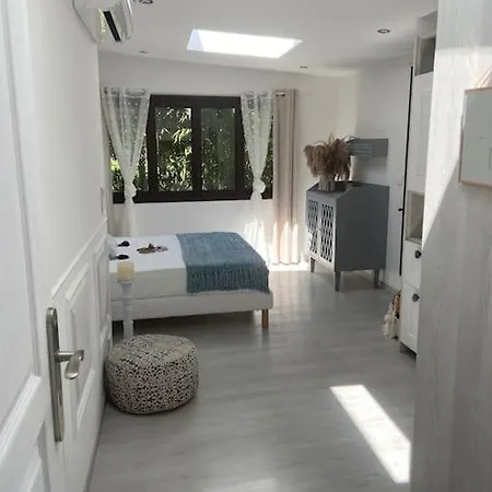 Cap D'antibes 50m From The 3 Bedrooms/pool