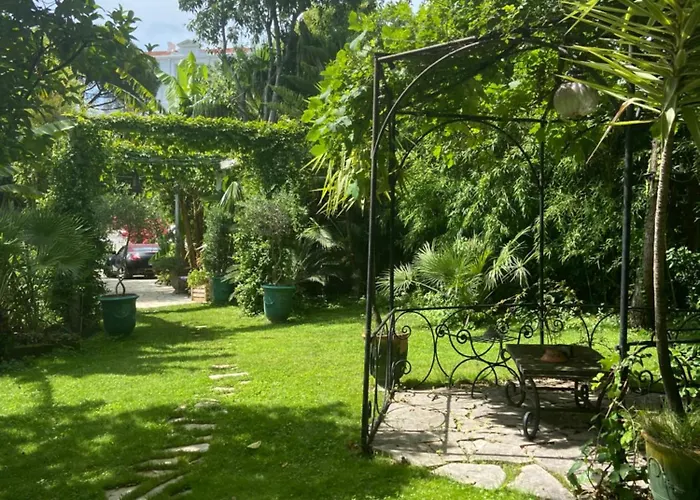 Cap D'antibes 50m From The 3 Bedrooms/pool Αντίμπ