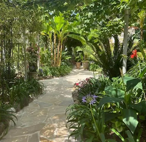 Villa Cap D'antibes 50m From The 3 Bedrooms/pool *