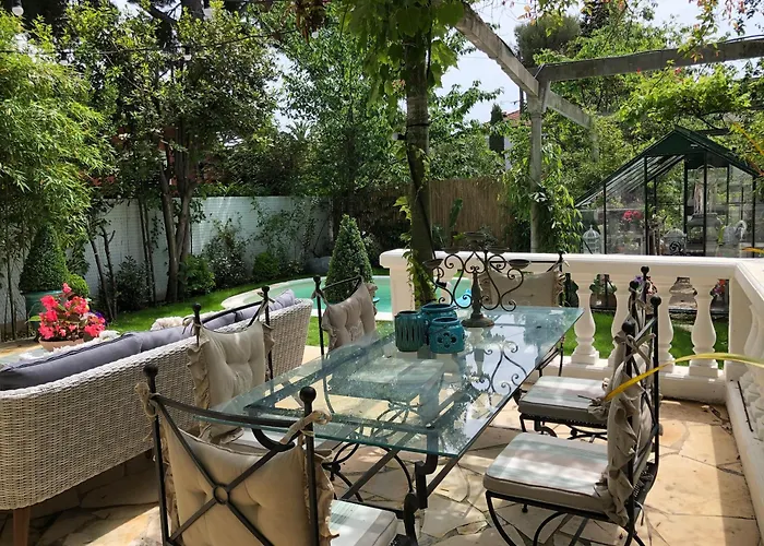 Villa Cap D'antibes 50m From The 3 Bedrooms/pool *